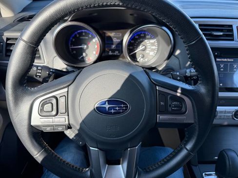 Used 2015 Subaru Outback 3.6R Limited image 18