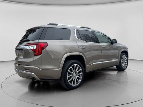 Used 2023 GMC Acadia Denali w/ Denali Ultimate Package image 6