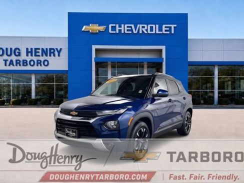 Used 2023 Chevrolet TrailBlazer LT FWD image 1