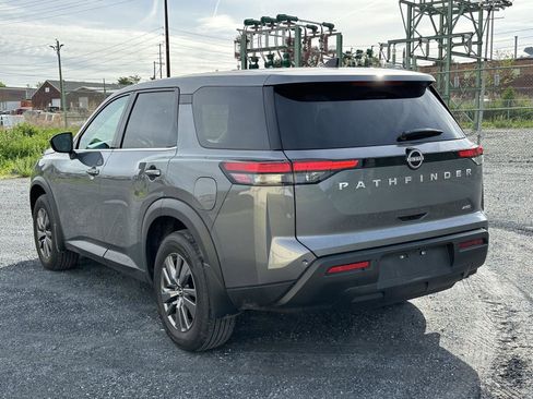 Used 2025 Nissan Pathfinder S AWD/4WD image 6