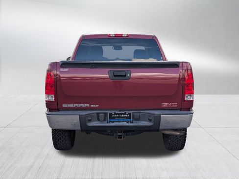 Used 2007 GMC Sierra 1500 SLT w/ SLE/SLT Trailering Package AWD/4WD image 4