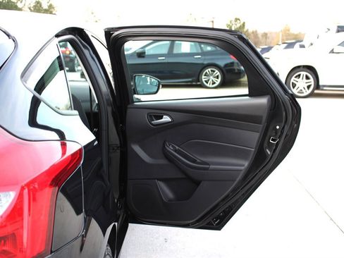 Used 2014 Ford Focus SE image 29