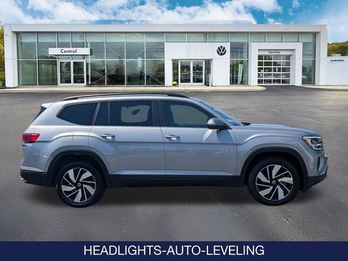 Used 2026 Volkswagen Atlas SE AWD/4WD image 9