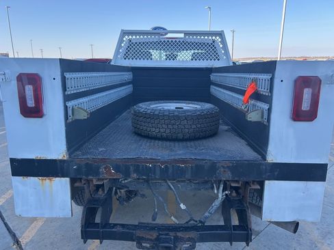 Used 2018 Ford F250 XL image 4