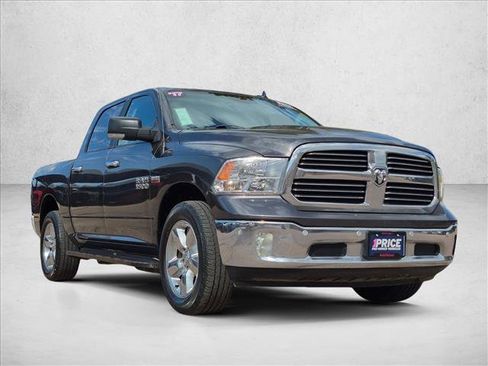 Used 2017 RAM 1500 Big Horn AWD/4WD image 3