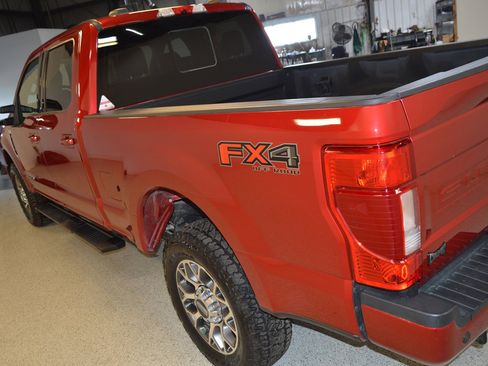 Used 2022 Ford F250 Lariat image 5