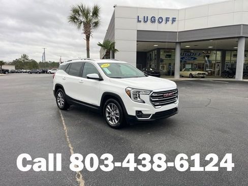 Used 2024 GMC Terrain SLT FWD image 1
