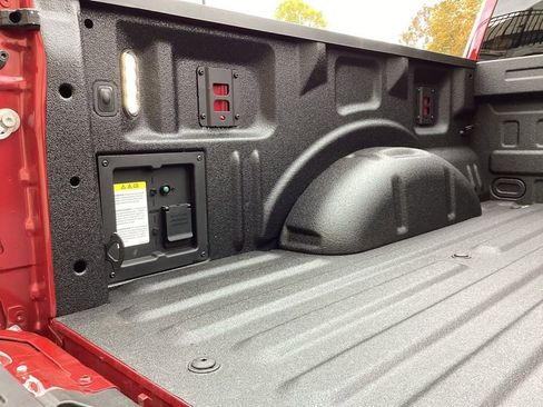 New 2025 Ford F150 Lariat w/ Equipment Group 502A High image 12