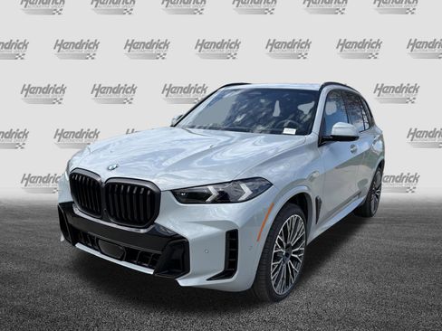 New 2026 BMW X5 sDrive40i image 5