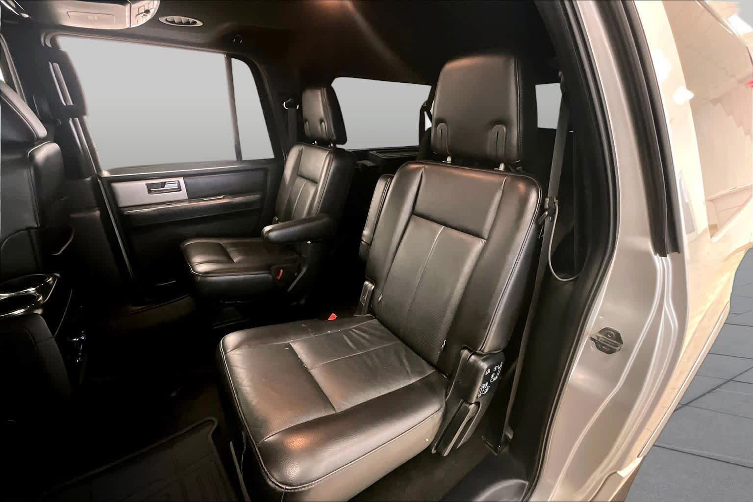 Used 2017 Ford Expedition EL Limited RWD image 17