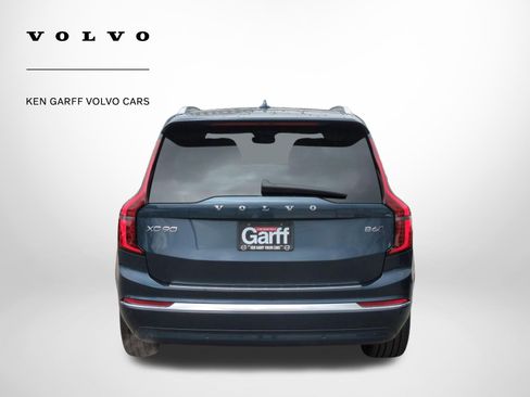 New 2026 Volvo XC90 B6 Plus w/ Protection Package Premier image 4
