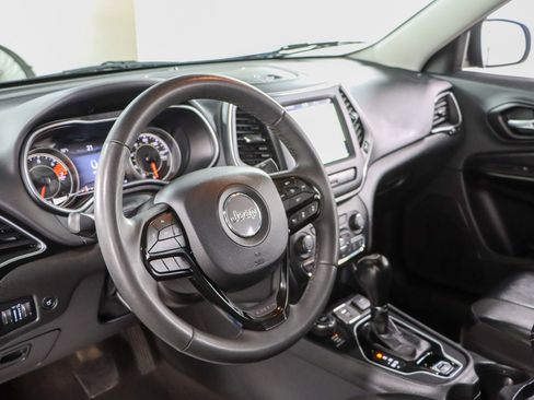 Used 2023 Jeep Cherokee Altitude Lux AWD/4WD image 22