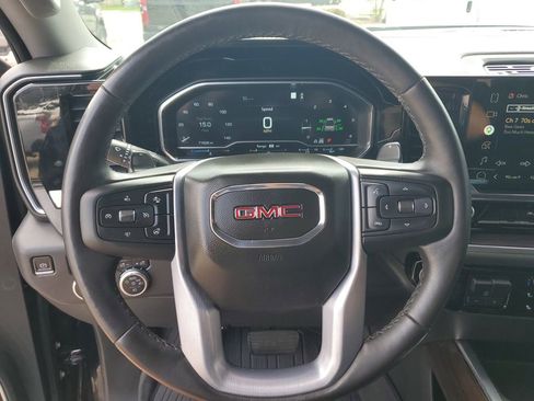 Used 2022 GMC Sierra 1500 SLT w/ SLT Premium Package AWD/4WD image 19