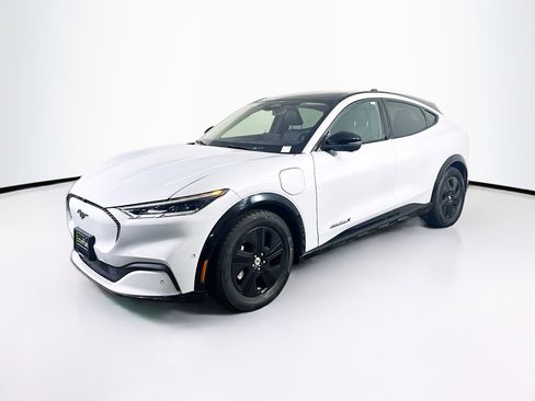 Used 2021 Ford Mustang Mach-E California Route 1 image 3