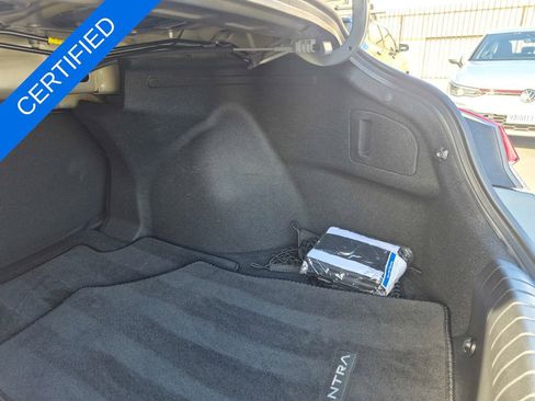 Used 2025 Hyundai Elantra SE image 28