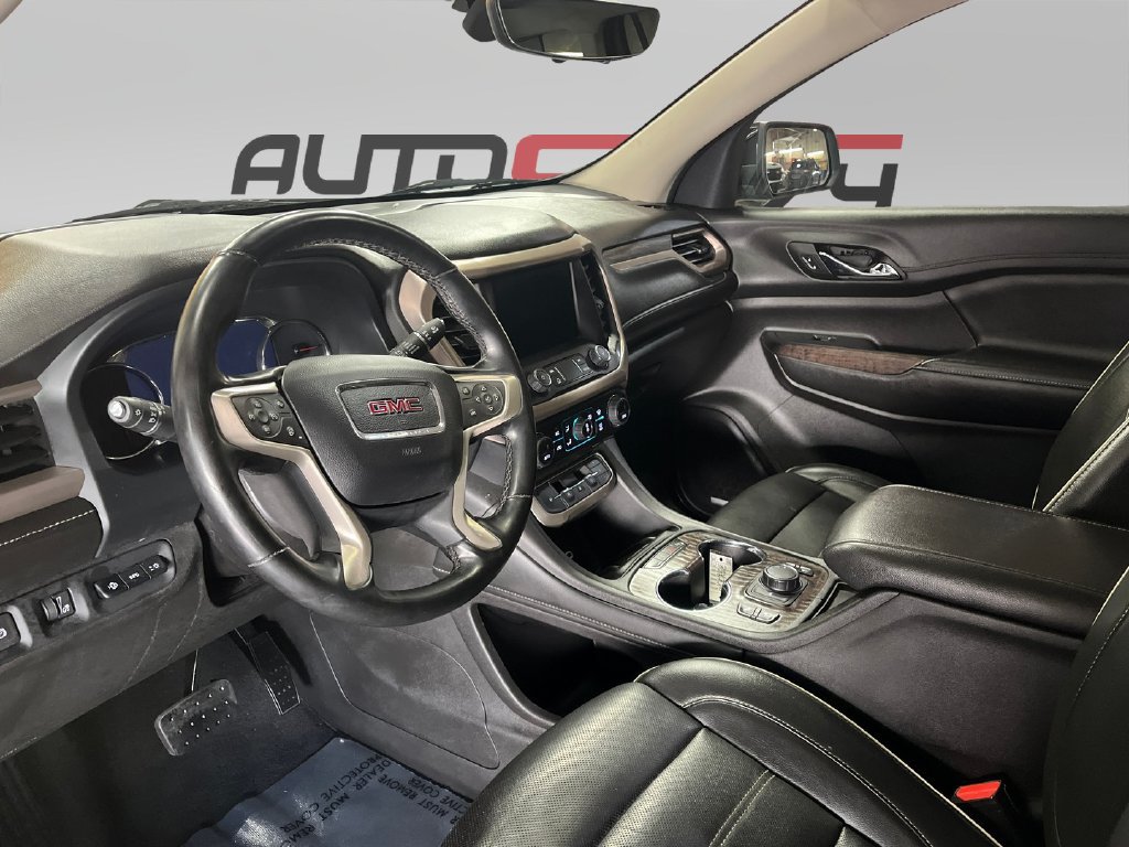 Used 2023 GMC Acadia Denali w/ Black Diamond Edition AWD/4WD image 10