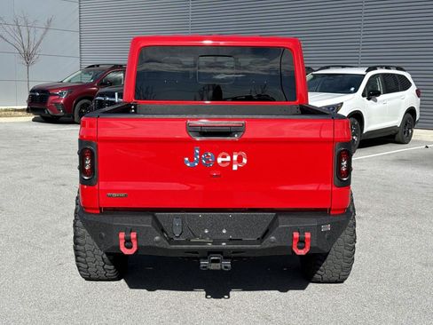 Used 2023 Jeep Gladiator Rubicon w/ Cold Weather Group image 5