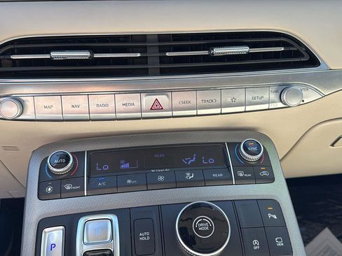 Used 2020 Hyundai Palisade Limited image 14