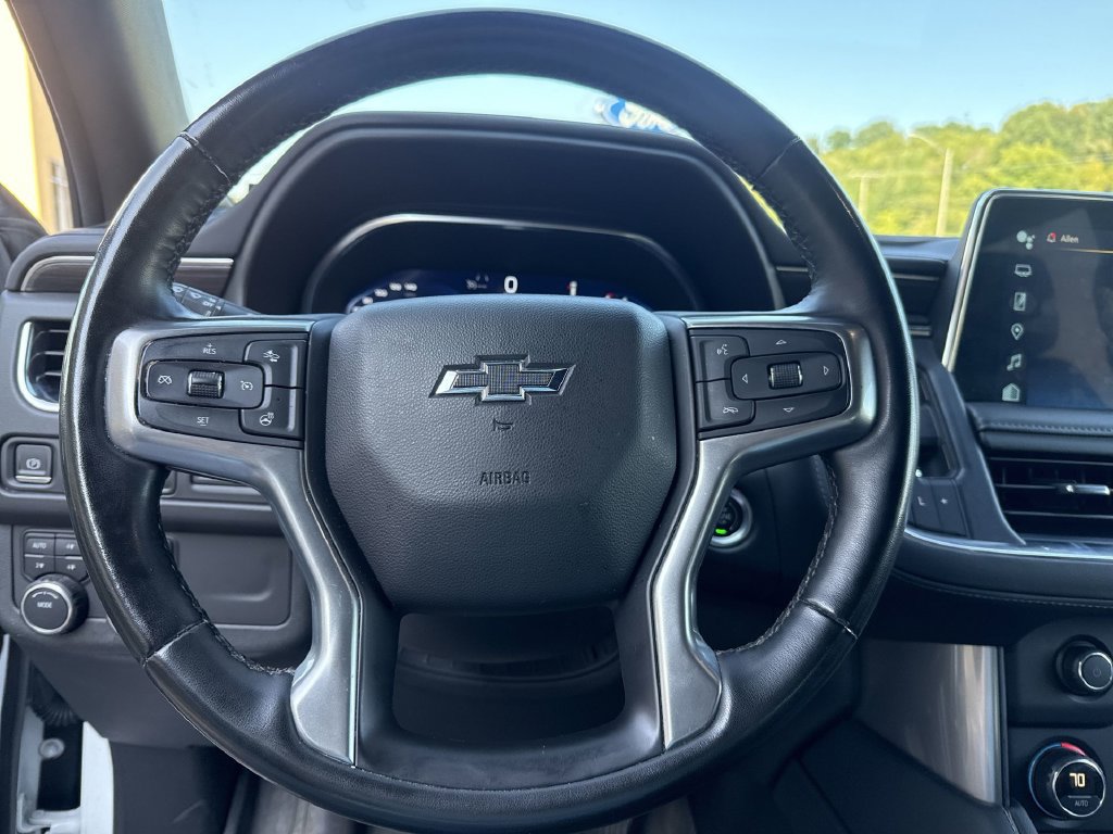 Used 2024 Chevrolet Suburban Z71 w/ Luxury Package AWD/4WD image 14