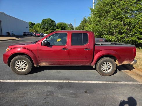 Used 2016 Nissan Frontier SV w/ SV Value Truck Package image 4