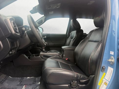 Used 2018 Toyota Tacoma TRD Pro AWD/4WD image 11