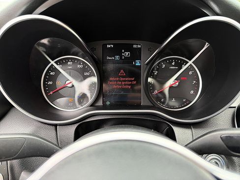 Used 2019 Mercedes-Benz C 300 Sedan w/ Premium Package image 18