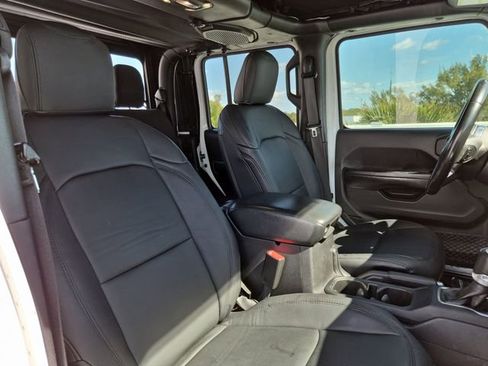 Used 2020 Jeep Gladiator Sport w/ Quick Order Package 24S image 20