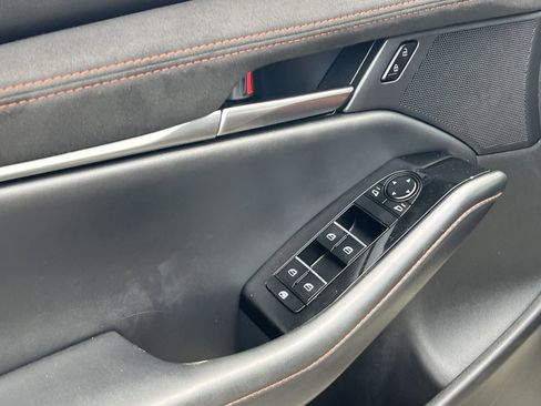 Used 2024 MAZDA MAZDA3 s image 15