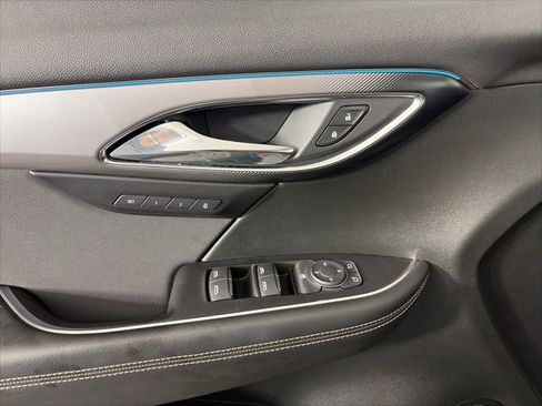 Certified 2025 Buick Envision Sport Touring image 28