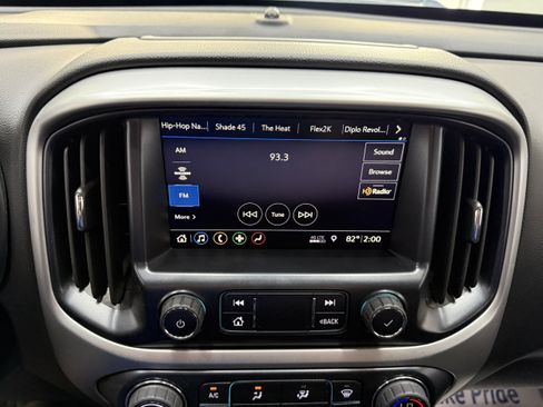 Used 2019 Chevrolet Colorado ZR2 w/ ZR2 Dusk Special Edition AWD/4WD image 18