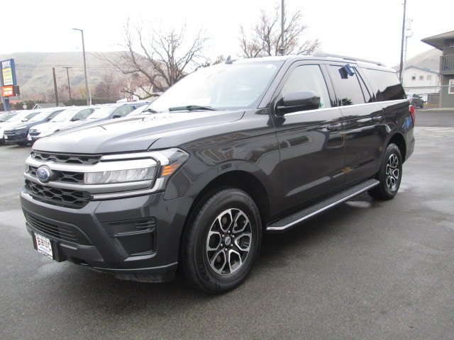 Used 2023 Ford Expedition Max XLT AWD/4WD image 7