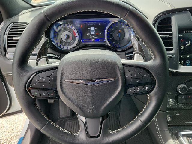 Used 2023 Chrysler 300 C RWD image 27