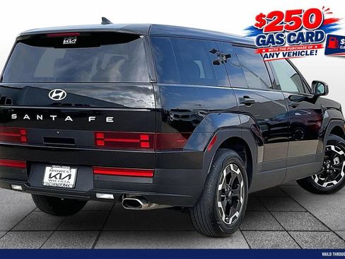 Used 2024 Hyundai Santa Fe SE FWD image 12