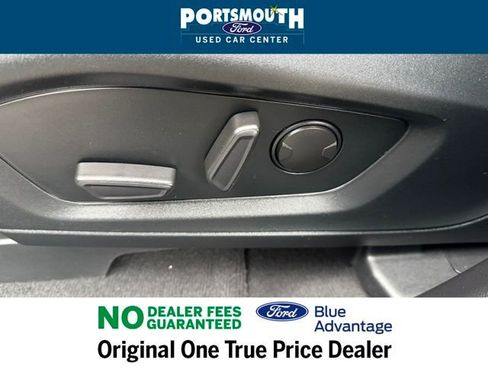 Certified 2022 Ford Explorer XLT w/ Equipment Group 202A image 22