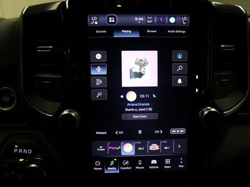 New 2026 RAM 1500 4x4 Crew Cab image 15