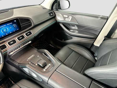 Used 2022 Mercedes-Benz GLS 450 4MATIC image 24