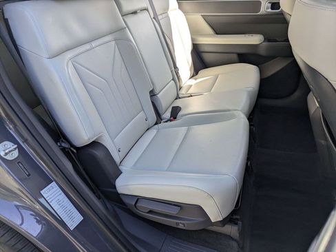 Used 2025 Hyundai Santa Fe SEL AWD/4WD image 29