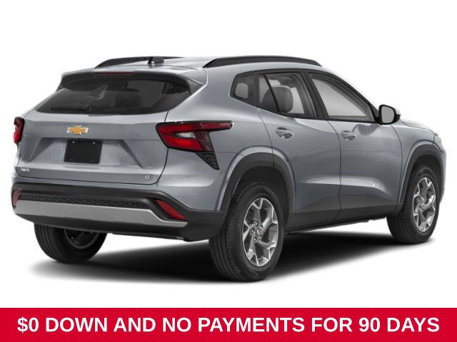 Used 2026 Chevrolet Trax LT FWD image 2