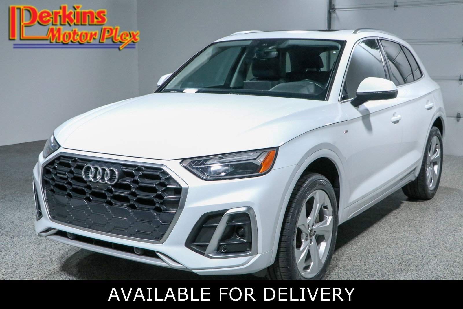 Used 2023 Audi Q5 2.0T Premium Plus w/ Premium Plus Package AWD/4WD image 1