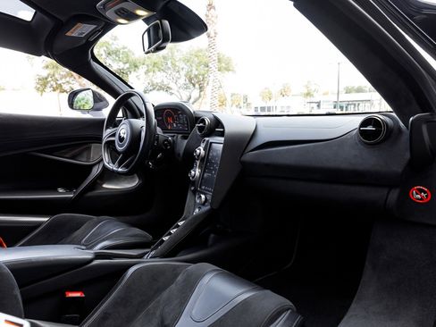 Used 2019 McLaren 720S Performance image 22