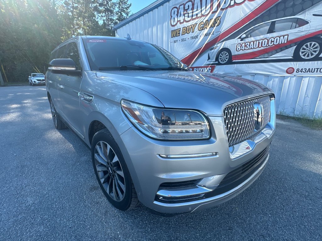Used 2021 Lincoln Navigator Reserve RWD image 1