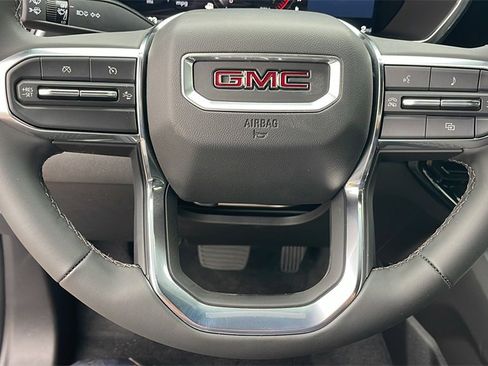 New 2025 GMC Canyon Elevation w/ Convenience Package image 20
