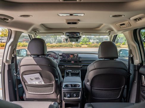 New 2026 Kia Carnival SX Prestige image 20