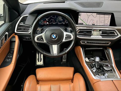 Used 2022 BMW X6 xDrive40i w/ Executive Package image 5
