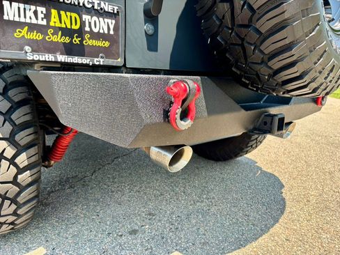 Used 2017 Jeep Wrangler Sport AWD/4WD image 33