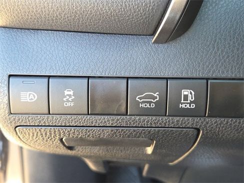 Used 2024 Toyota Camry XLE image 24