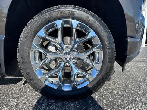 Used 2021 Chevrolet Silverado 1500 High Country AWD/4WD image 9