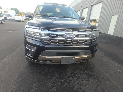 Used 2022 Ford Expedition King Ranch AWD/4WD image 2