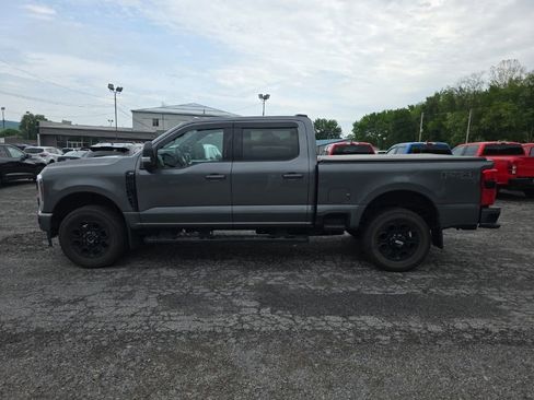 Used 2024 Ford F250 XLT w/ Black Appearance Package AWD/4WD image 7
