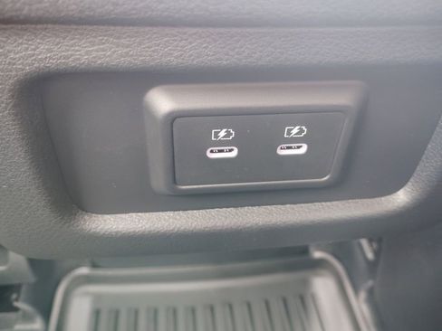 New 2026 Nissan Pathfinder SL AWD/4WD image 12